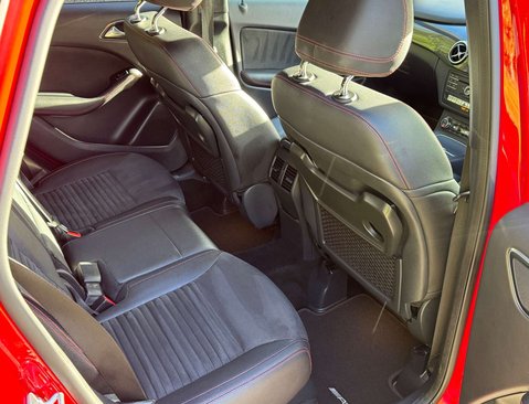 Mercedes-Benz B Class 2.1 B 200 AMG Line Premium+ D Auto 5dr 19