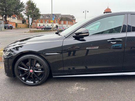 Jaguar XE P250i R-Dynamic S Saloon 4dr Petrol Auto Euro 6 (s/s) (250 ps) 8