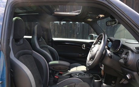 Mini Hatch John Cooper Works - Huge Specification 8