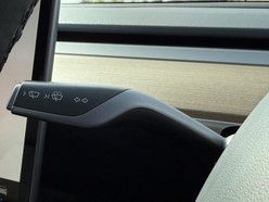 Tesla Model Y (Dual Motor) Long Range SUV 5dr Electric Auto 4WDE (384 bhp) 37
