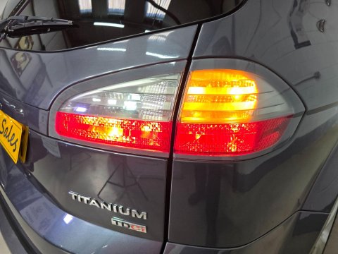 Ford S-Max 2.0 TDCi Titanium 5dr 54