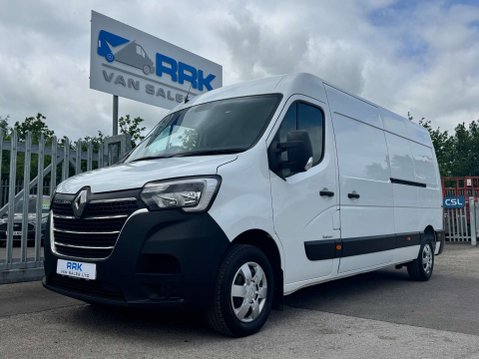 Renault Master 2.3 dCi 35 Business+ Panel Van 4dr Diesel Manual FWD LWB Medium Roof Euro 6 27