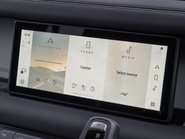 Land Rover Defender D250 SE County Edition 15