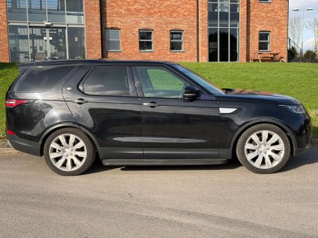 Land Rover Discovery 3.0 Discovery Luxury HSE TD6 Auto 4WD 5dr 7