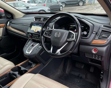 Honda CR-V 2.0 CR-V SR i-MMD CVT 4WD 5dr 18