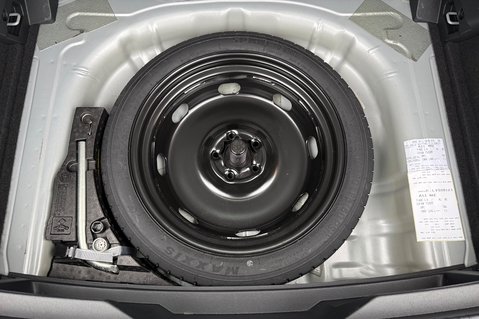 Volkswagen T-Roc SEL TSI EVO DSG -WHITE SILVER -PAN ROOF -CAMERA -WINTER PACK  63