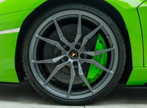 Lamborghini Aventador S LP 740-4 24