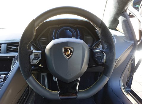 Lamborghini Aventador S 20