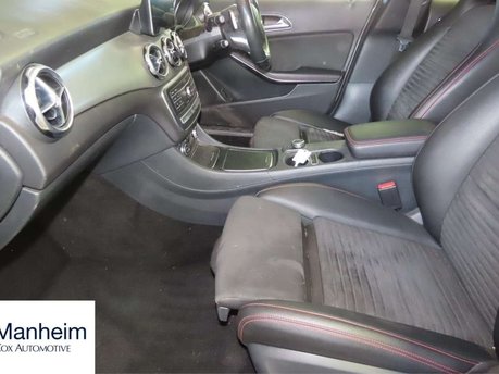 Mercedes-Benz GLA 2.1 GLA220d AMG Line (Premium Plus) SUV 5dr Diesel 7G-DCT 4MATIC Euro 6 (s/ 4