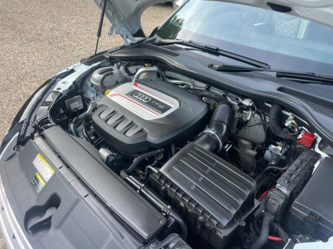 Audi TT 2.0 TFSI Coupe 3dr Petrol Manual quattro Euro 6 (s/s) (310 ps) 76
