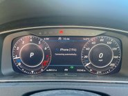 Volkswagen Golf 2.0 Golf R TSi 4Motion Semi-Auto 4WD 5dr 14