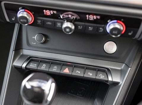 Audi Q3 TFSI 40 Quattro S Line Vorsprung 21