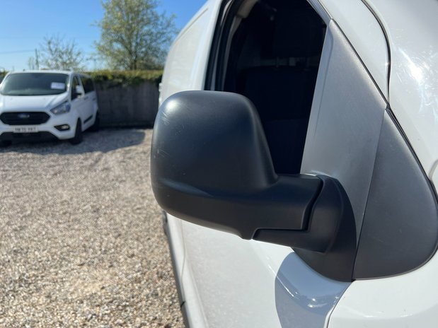 Peugeot Expert MWB L2H1 Low Roof Premium Air Con Sensors EURO 6 NO VAT 20