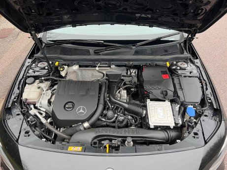 Mercedes-Benz A Class 1.3 A180 Sport (Executive) 7G-DCT Euro 6 (s/s) 5dr 30