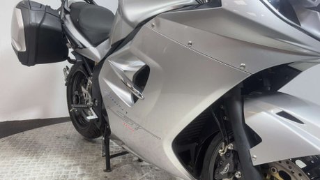 Triumph Sprint 2006 36K FULL LUGGAGE NEW MOT WARRANTY VERY CLEAN TOURER 14
