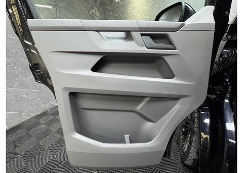 Volkswagen Transporter 2.0 TDI T28 Highline Combi Van 5dr Diesel DSG FWD SWB Euro 6 (s/s) (150 ps) 52