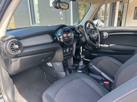 Mini Hatch 1.5 Cooper 3dr 15