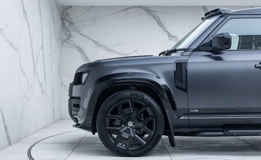 Land Rover Defender 110 V8 CARPATHIAN EDITION 33