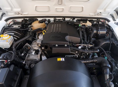 Land Rover Defender 90 Bowler Edition 30