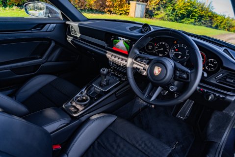 Porsche 911 CARRERA T Manual 9