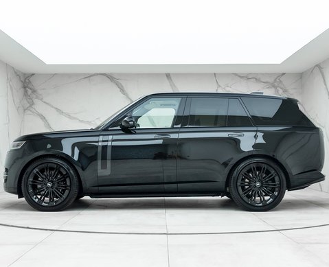 Land Rover Range Rover P530 First Edition 