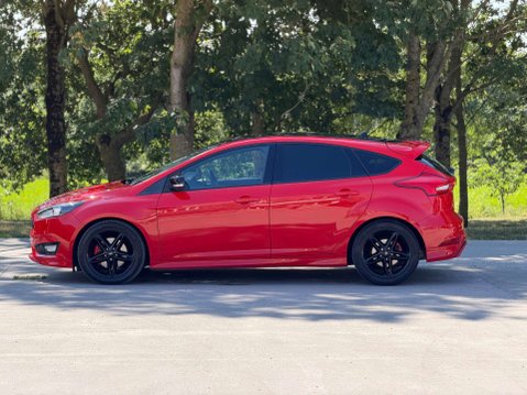 Ford Focus 1.5 Focus Zetec S Red Edition 5dr 12