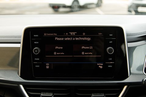 Volkswagen T-Roc STYLE TSI 22
