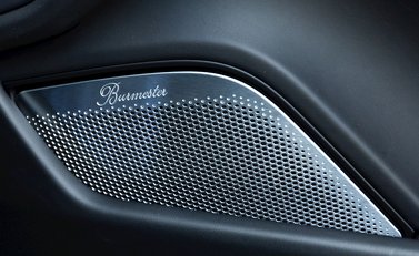 Porsche Taycan Turbo S 24