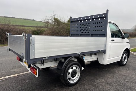 Volkswagen Transporter T32 150 ps Tdi Single Cab Tipper 2