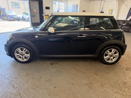 Mini Hatch 1.6 Cooper Euro 5 (s/s) 3dr 4