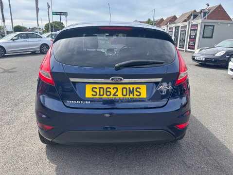 Ford Fiesta TITANIUM 5
