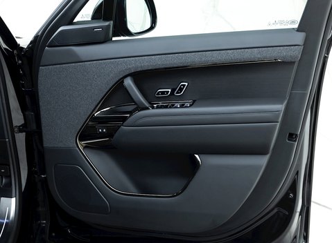 Land Rover Range Rover Sport P440e Autobiography 21