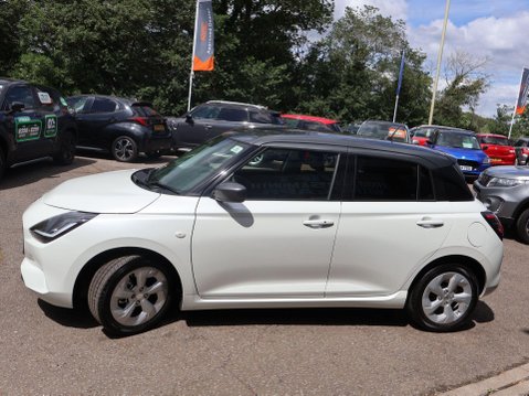 Suzuki Swift 1.2 MHEV Motion Euro 6 (s/s) 5dr 7