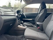 Suzuki Vitara SZ-T MHEV 3