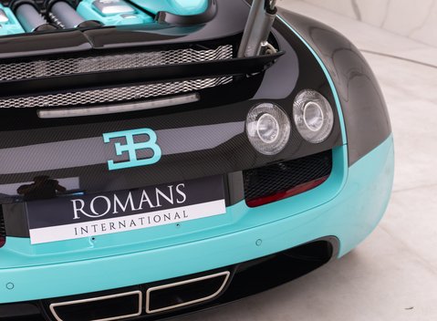 Bugatti Veyron Grand Sport Vitesse 22