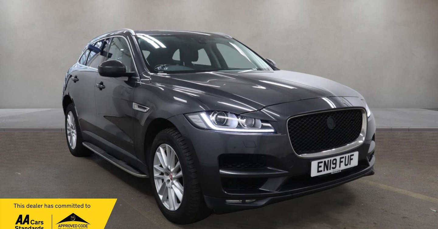 2019 Jaguar F-pace