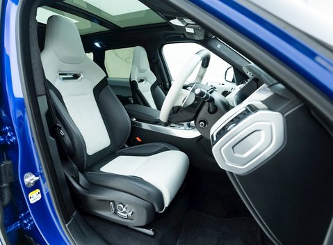 Land Rover Range Rover Sport 5.0 SVR Carbon Edition 10