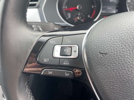 Volkswagen Passat 2.0 Passat SE Business TDI BlueMotion Technology 4dr 53