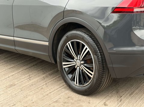 Volkswagen Tiguan 2.0 Tiguan SE Nav TDI BlueMotion Technology 5dr 34