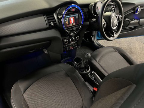 Mini Convertible 1.5 Cooper Classic 2dr 45