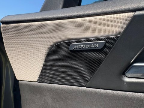 Jaguar XE PORTFOLIO 24