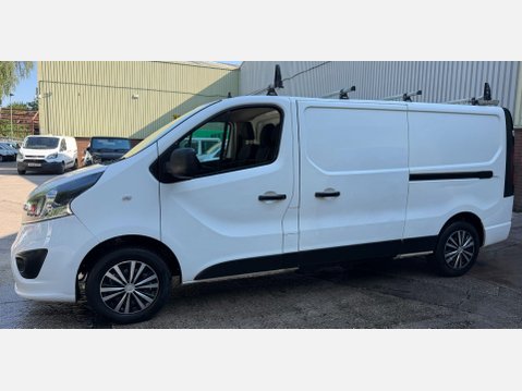 Vauxhall Vivaro 1.6 CDTi 2900 Sportive Panel Van 5dr Diesel Manual L2 H1 Euro 6 (120 ps) 21