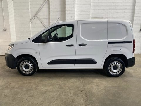 Peugeot Partner BLUEHDI PROFESSIONAL PREMIUM PLUS L1 10