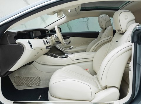 Mercedes-Benz S63 AMG Coupe 14