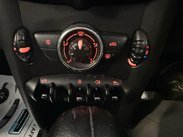 Mini Hatch 2.0 Cooper D Auto Euro 5 3dr 14