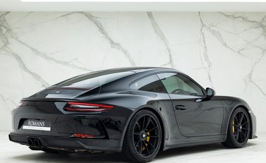 Porsche 911 (991.2) GT3 Touring 7