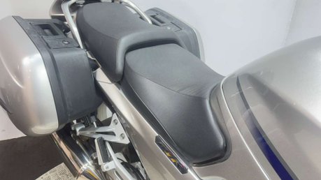 Yamaha FJR1300 ABS 2008 ONLY 22K NEW MOT SERVICED FULL LUGGAGE COMMUTER TOURER BIKE 30