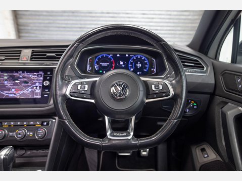 Volkswagen Tiguan 1.5 TSI EVO R-Line Tech DSG Euro 6 (s/s) 5dr 38