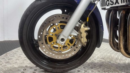 Suzuki GSX1400 2003 30K VERY CLEAN MUSCLE BIKE NEW MOT 1400CC NAKED 43