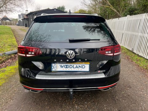 Volkswagen Passat R-LINE TDI 4MOTION DSG 15